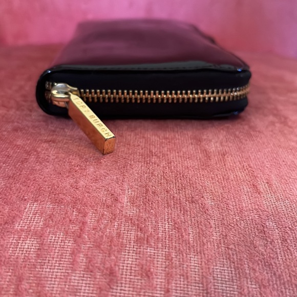 Black Tory Burch wallet - Picture 3 of 5